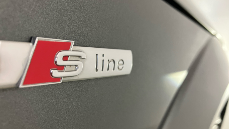 Audi TT 40 TFSI Black Edition 2dr S Tronic [Tech Pack] Petrol Coupe